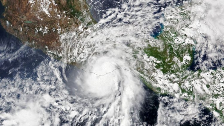 10 dead, around 20 missing after Hurricane Agatha hits Mexico